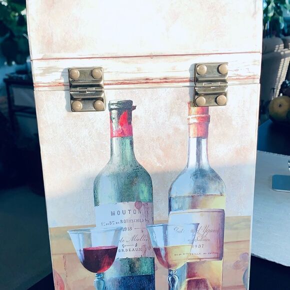 Classic Two Bottle Wine Tote. - Picture 3 of 6